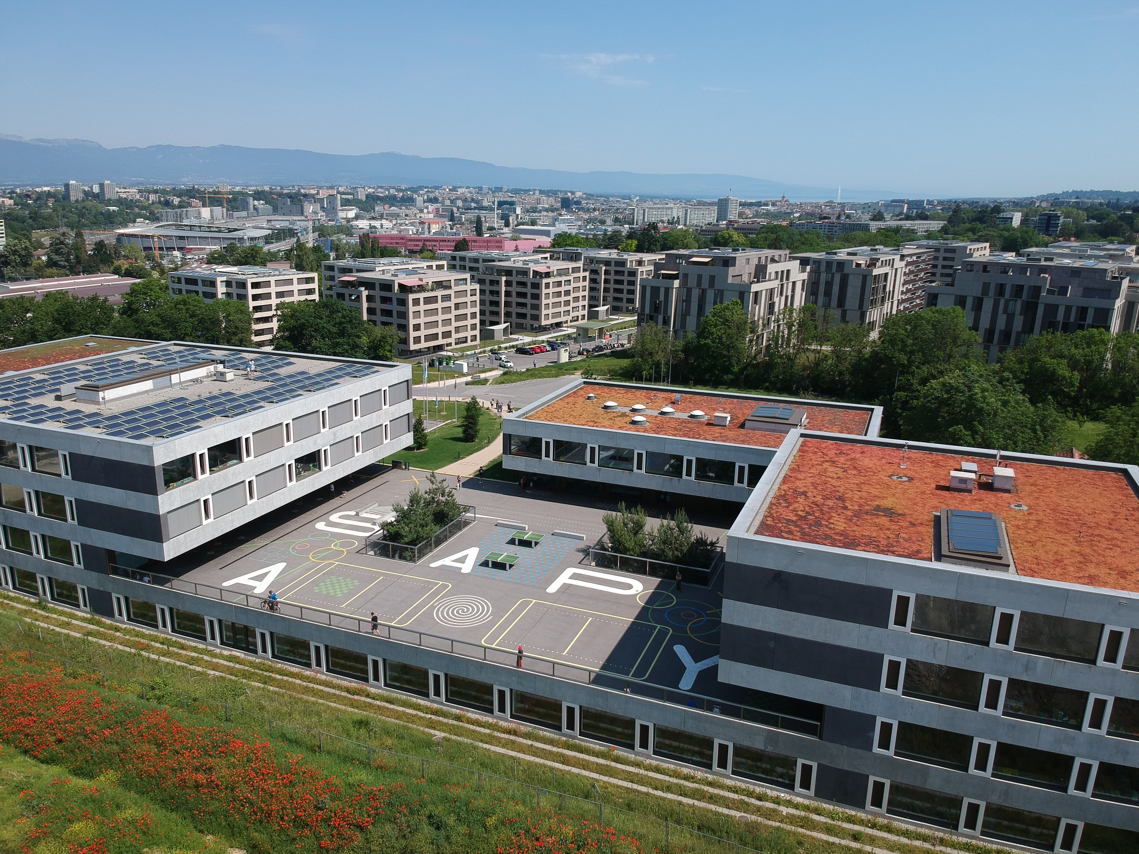 vue aérienne école